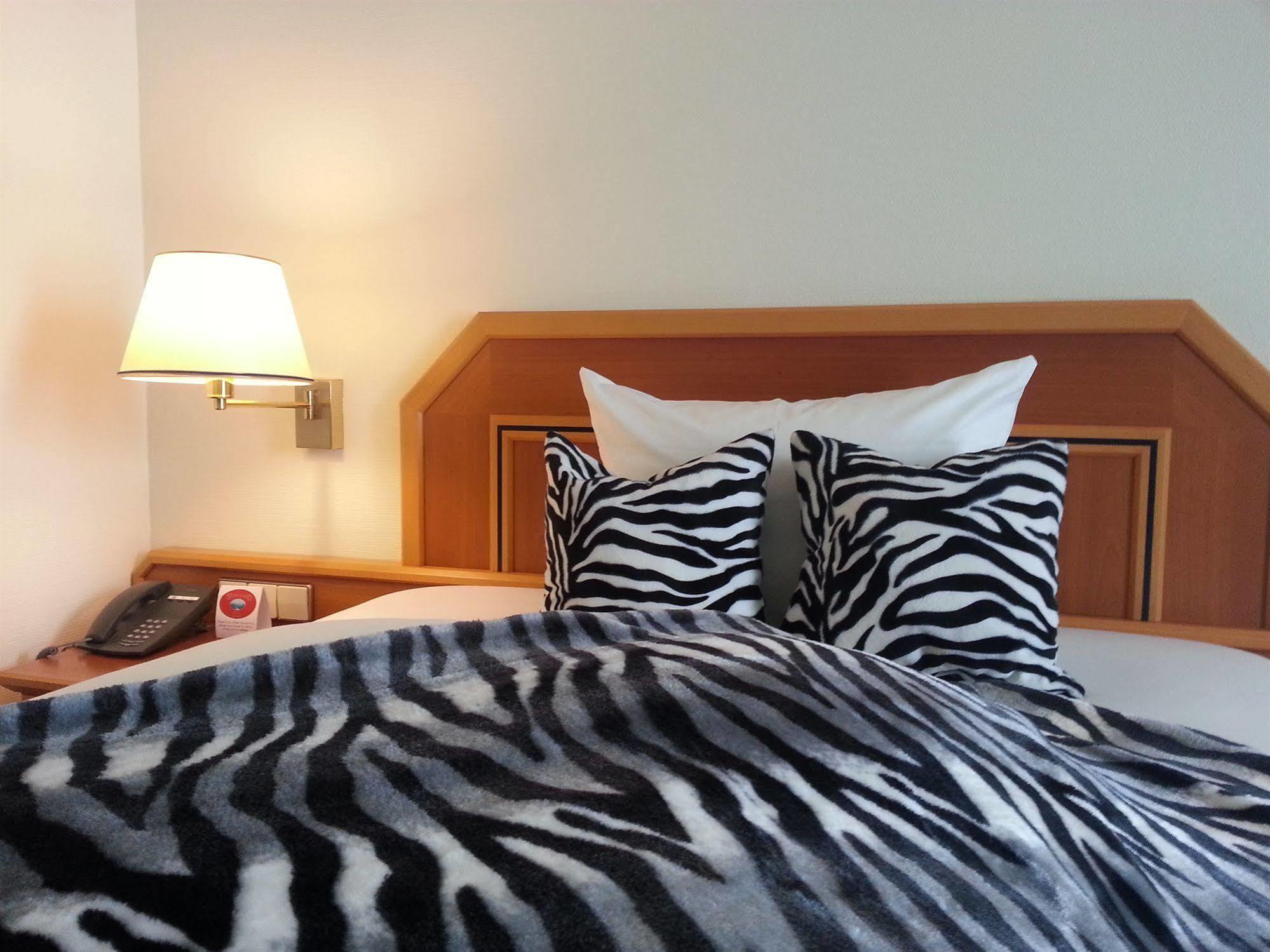 Sunderland Hotel Sundern Extérieur photo